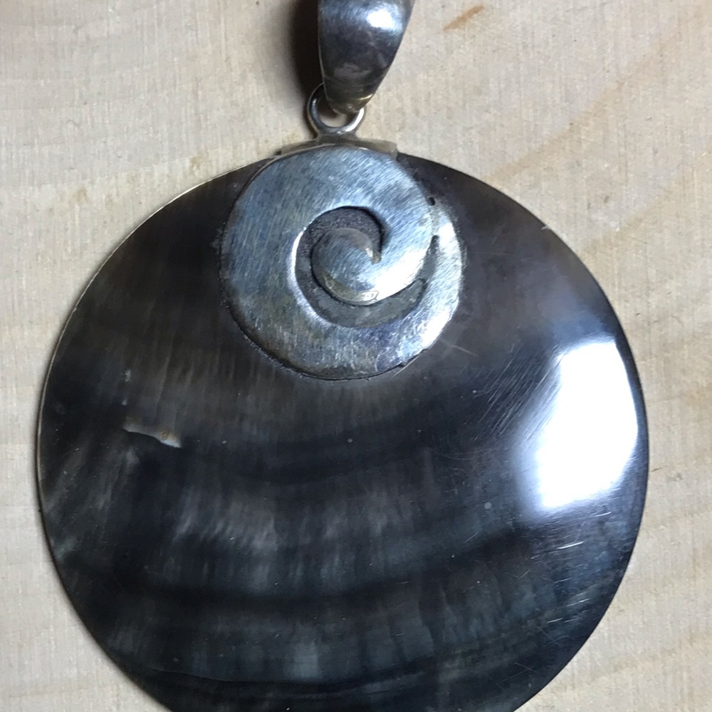 Shell and sterling pendant vintage native